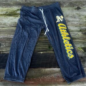 Vintage Oakland A’s Athletic Crop Pants